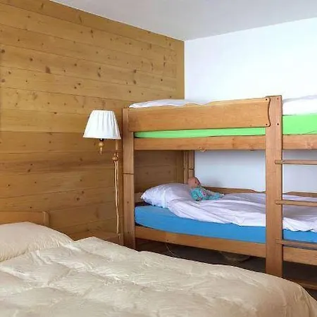 Graebi Appartement-fewo- Dusche Und Bad- Wc 8-bettwohnung By Interhome *